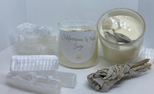 Load image into Gallery viewer, Californian White Sage Selenite Kandle